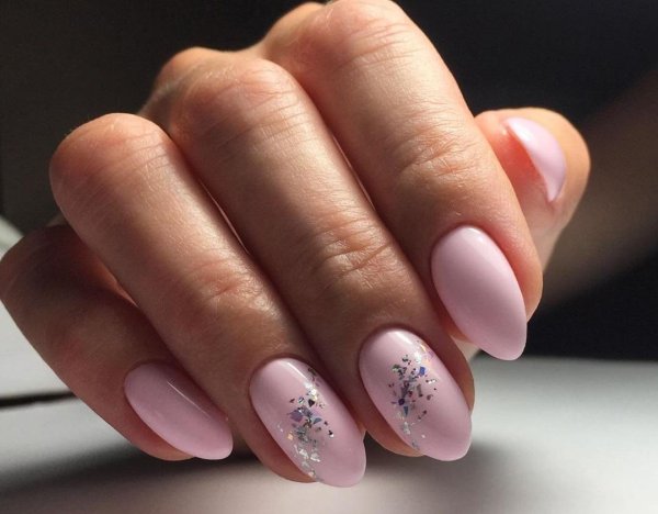 Красивый маникюр на короткие ногти