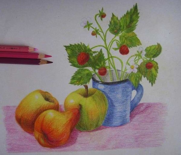 Натюрморт цветными карандашами