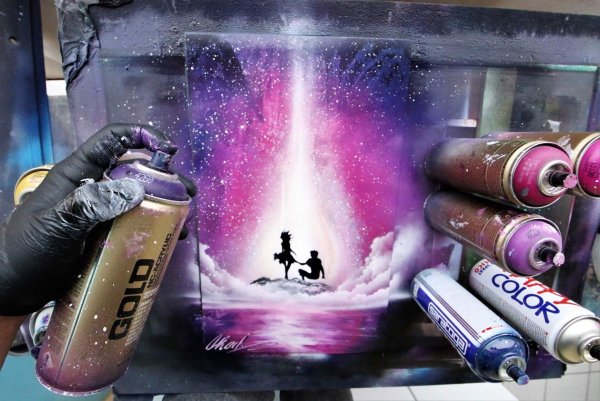 Рисованием красками в баллончиках