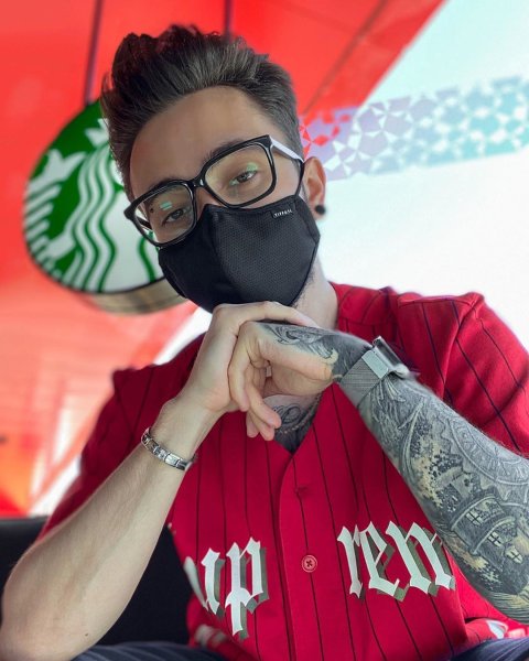 Брайан Мапс портрет