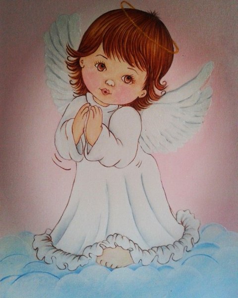 Ангелочек с темными волосами