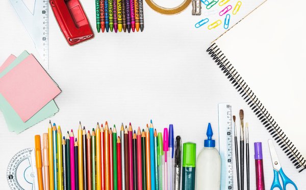 Канцтовары фон для баннера