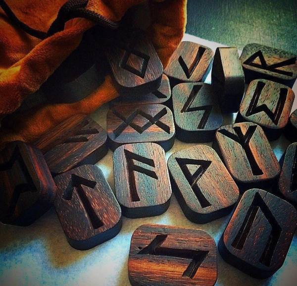 Руны древней Скандинавии