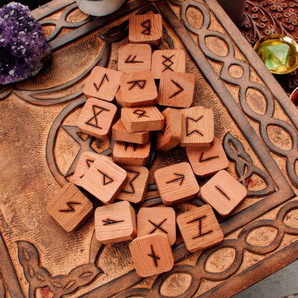 Руны "скандинавские руны"