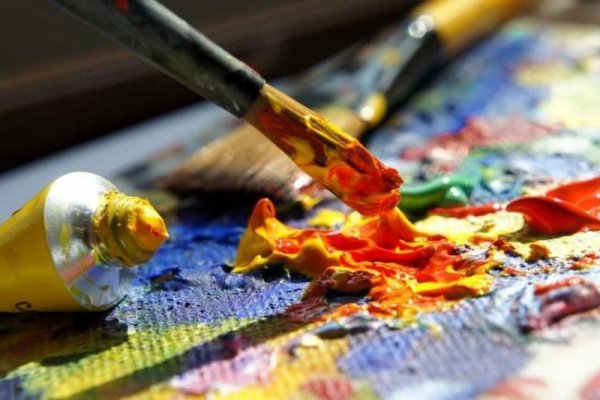 Кисти краски холст