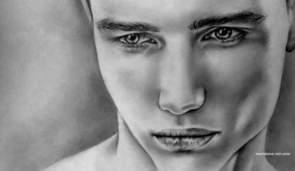 Человек в костюме арт