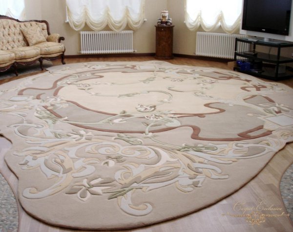 Красивый овальный ковер в гостиную
