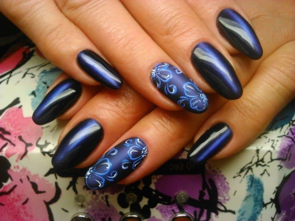 Маникюр 2022 синий кошачий глаз