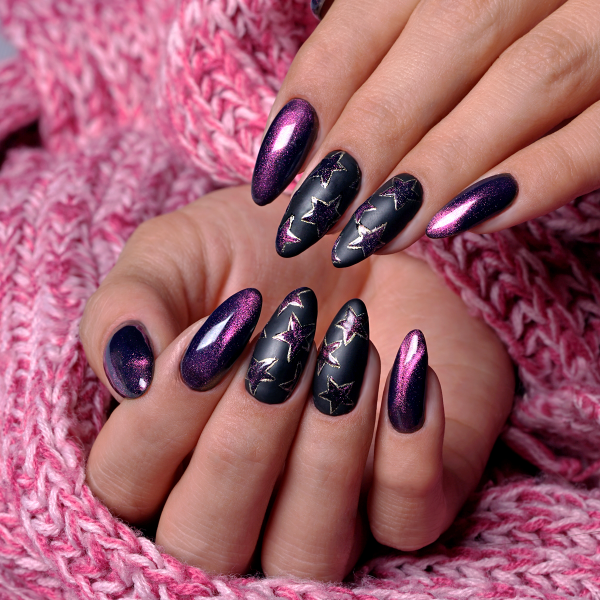 Маникюр кошачий глаз с дизайном