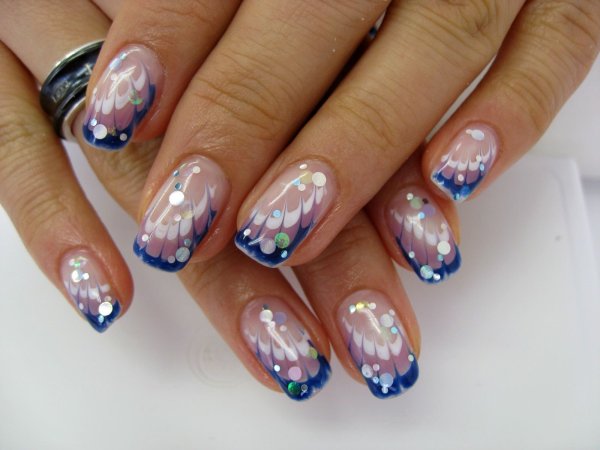 Синие ногти