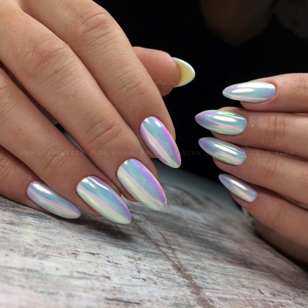 Маникюр лето 2022 втирка