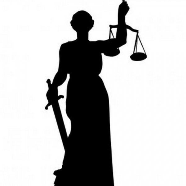 Фемида с весами