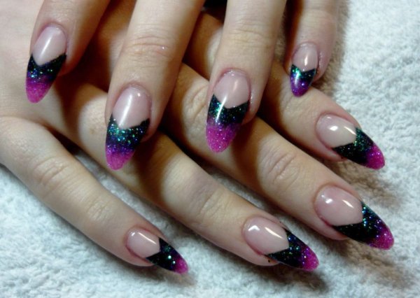 Нарощенные ногти с узорами