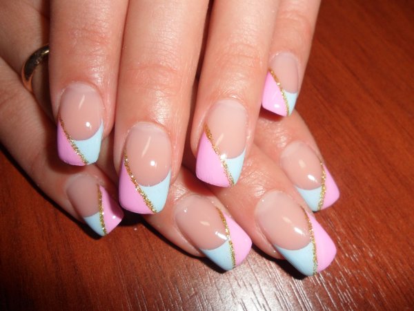 Ногти французский маникюр с рисунком