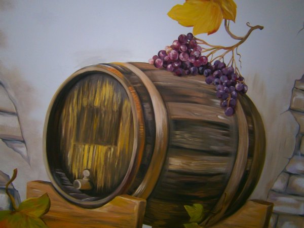 Винная бочка барельеф