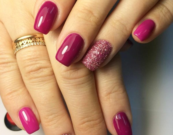 Однотонный маникюр