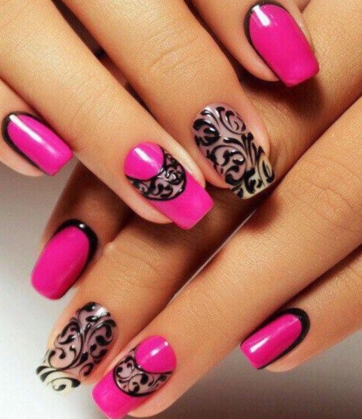 Маниккюрчерный с розовым