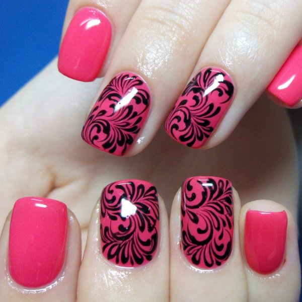 Маникюр с узорами