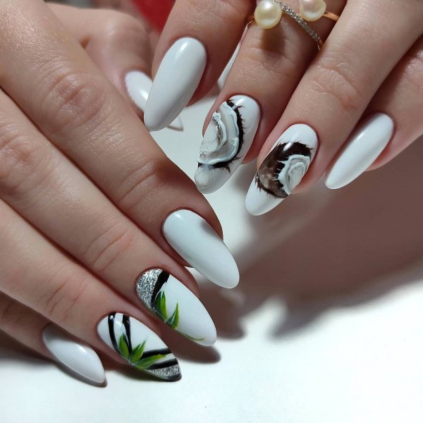 Сакура Нэилс