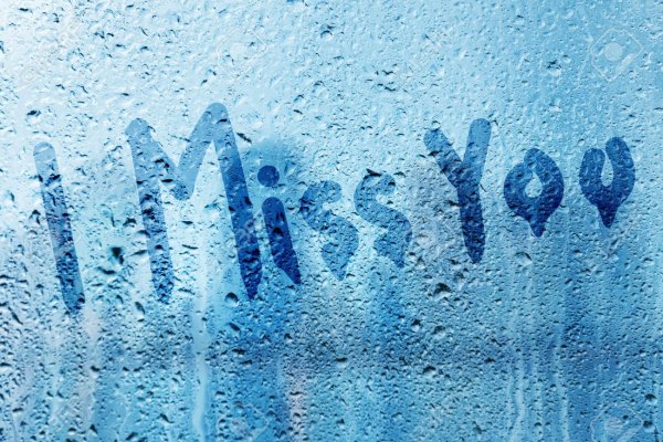 День рисования на запотевшем стекле