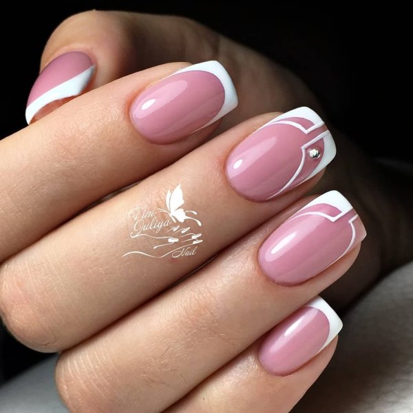 Красивый французский маникюр