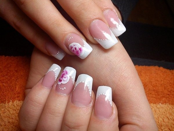 Френч с бантиком на ногтях