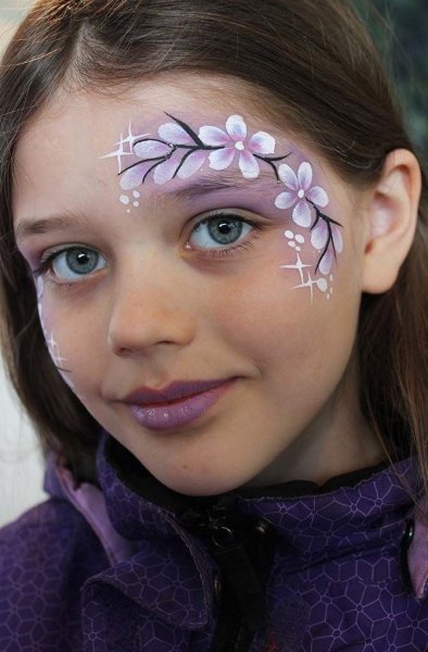 Красивый аквагрим