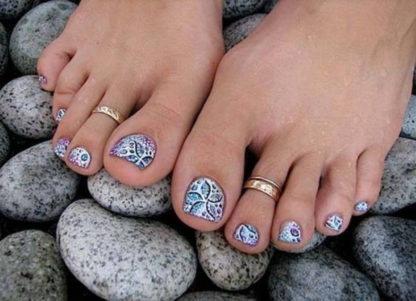 Необычный педикюр