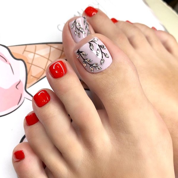 Педикюр геометрия