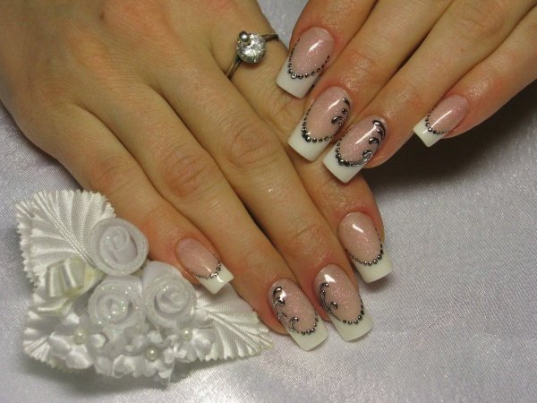 Френч маникюр