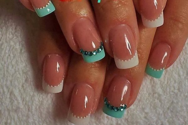 Дизайн ногтей фиолетовый френч