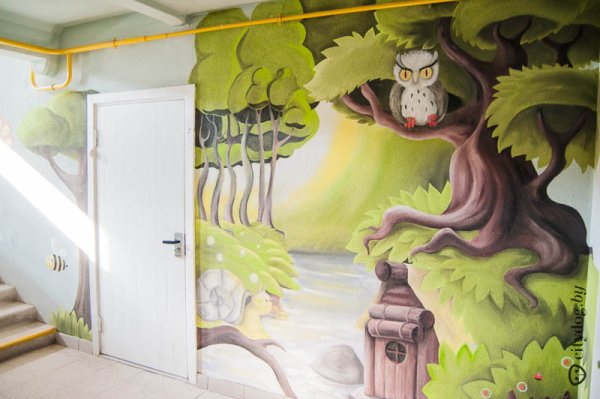 Украсить подъезд