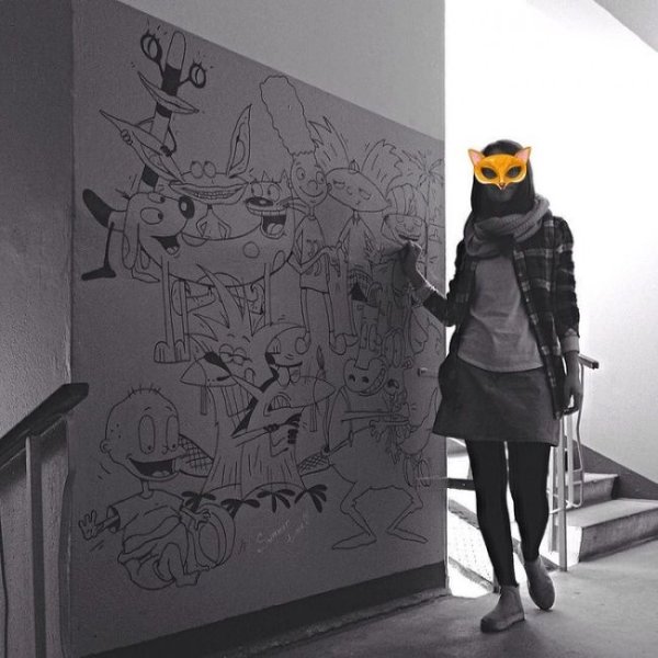 Разрисованные стены в подъезде