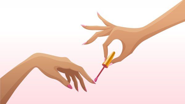 Силуэт женской руки с маникюром