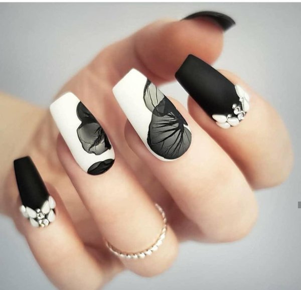 Мраморный маникюр 2022 черный