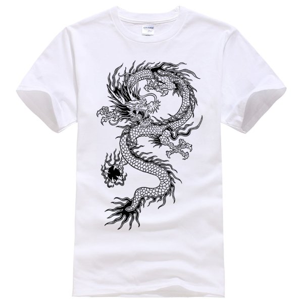Принт дракона на футболку