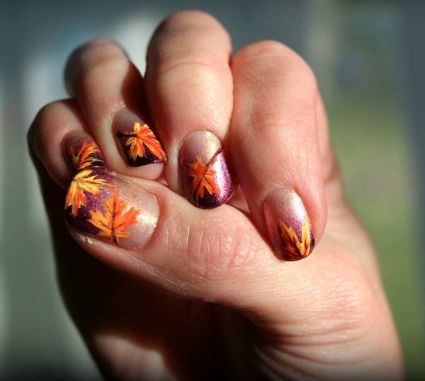 Дизайн ногтей осень