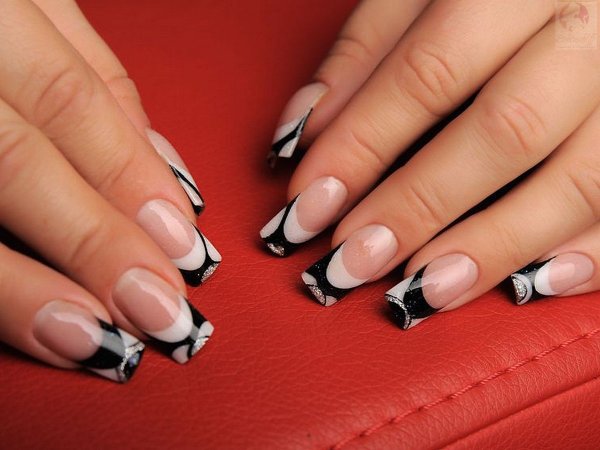 Черно белый френч