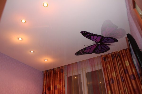 Ситцевый потолок натяжной