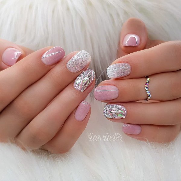 Дизайн ногтей бежевый