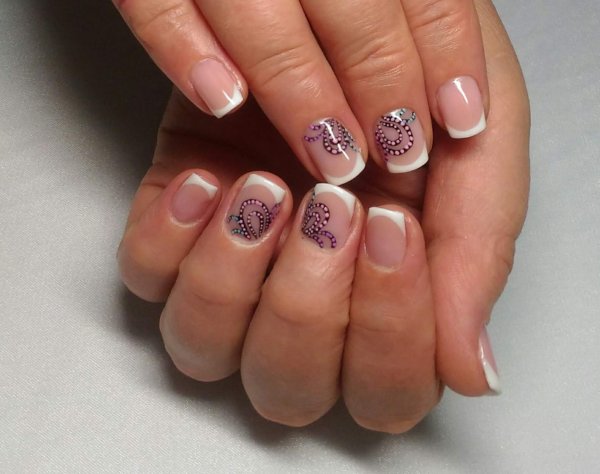 Веточки на ногтях