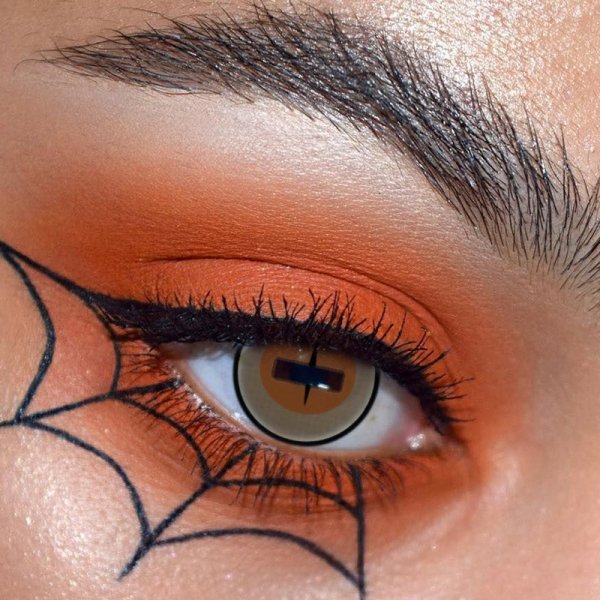 Узоры на лице подводкой