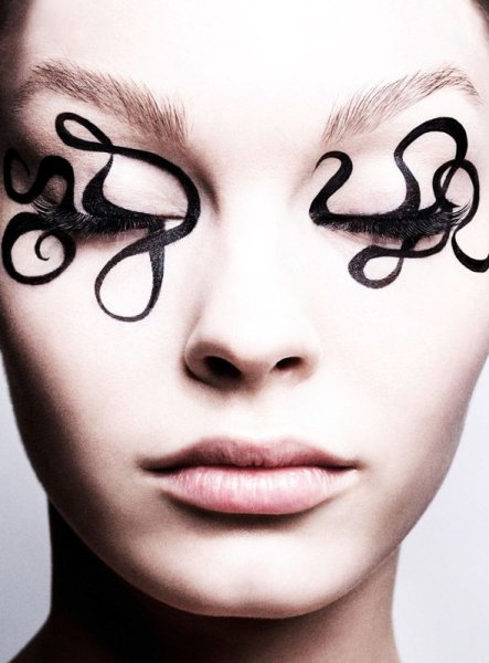 Стрелки макияж необычные