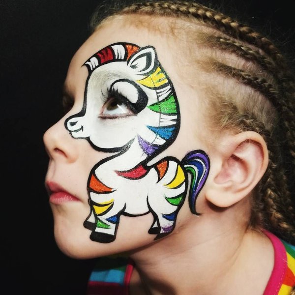 Красивый аквагрим