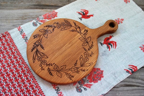 Выжигание на кухонной доске