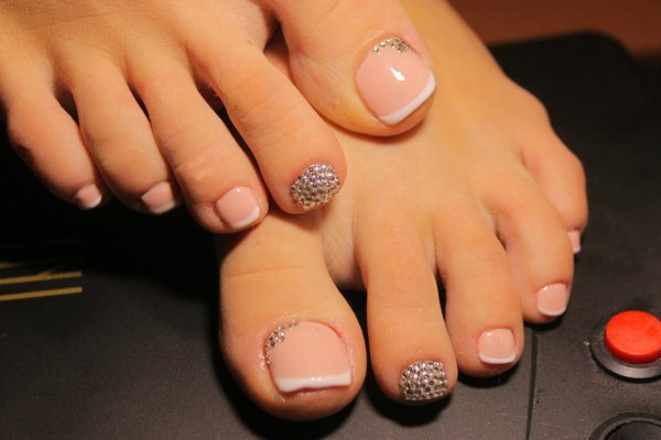 Классический педикюр