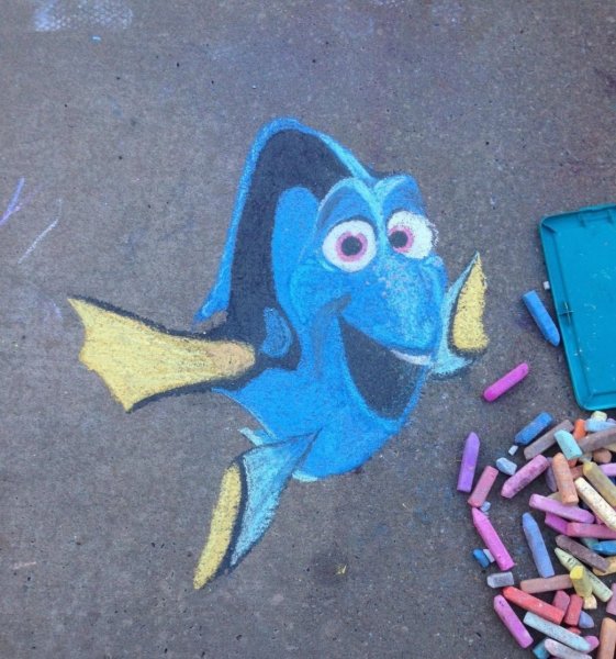 Аниме мелками на асфальте