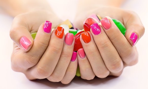 Разноцветный маникюр