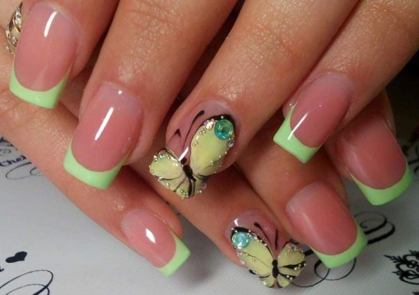 Летний французский маникюр