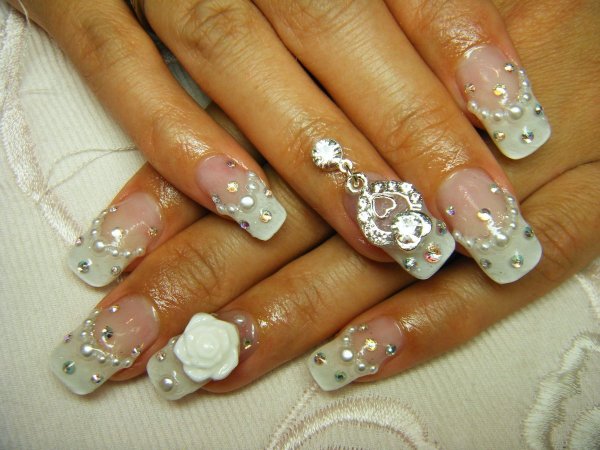 Французский маникюр